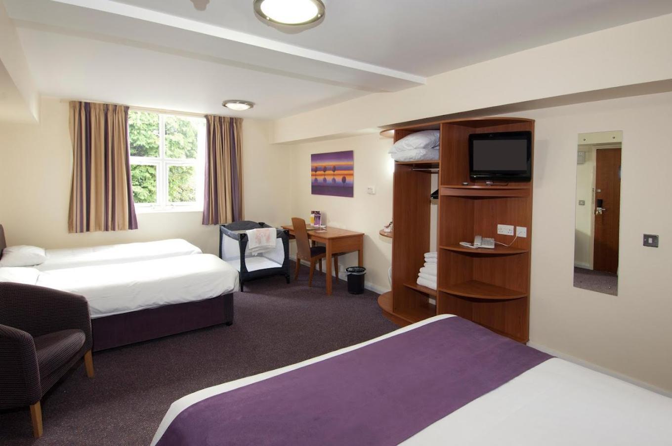 Milestone Peterborough Hotel A1M, Sure Hotel Collection By Best Western Stilton Екстериор снимка