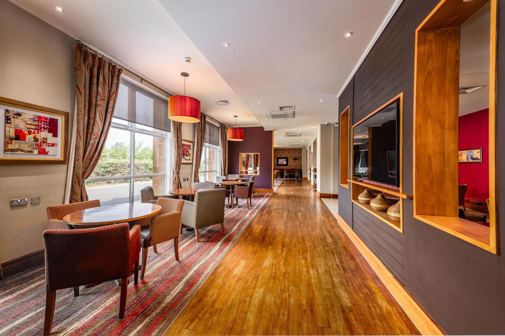 Milestone Peterborough Hotel A1M, Sure Hotel Collection By Best Western Stilton Екстериор снимка