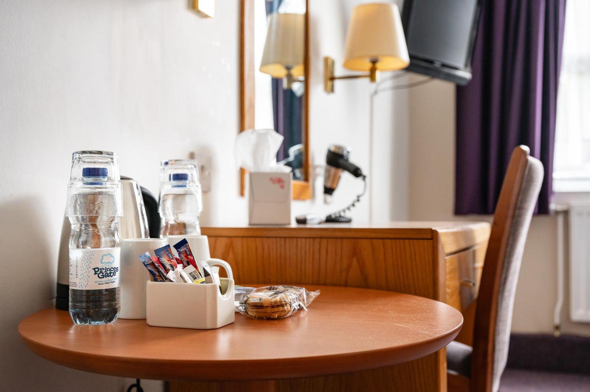 Milestone Peterborough Hotel A1M, Sure Hotel Collection By Best Western Stilton Екстериор снимка