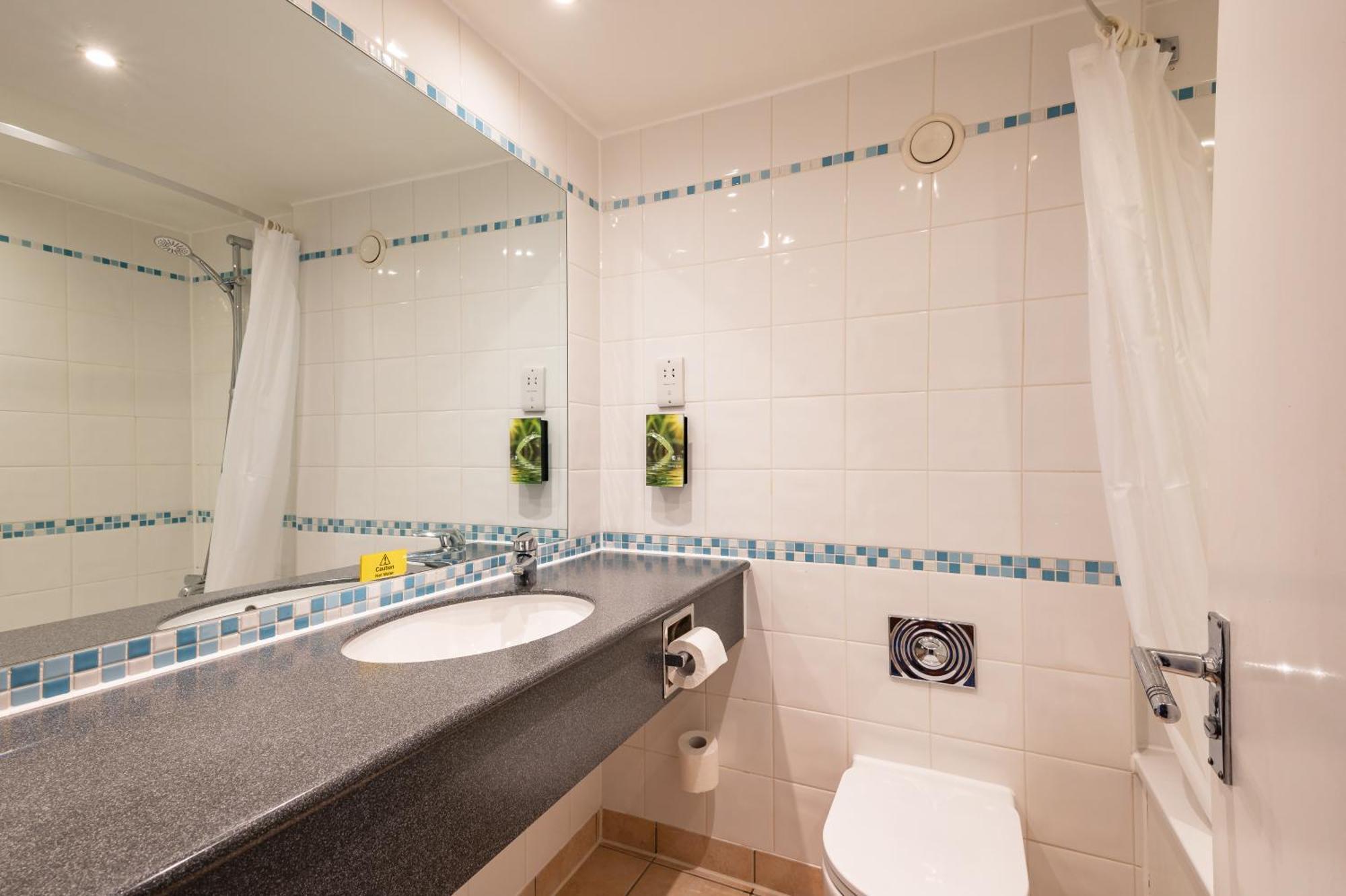 Milestone Peterborough Hotel A1M, Sure Hotel Collection By Best Western Stilton Екстериор снимка